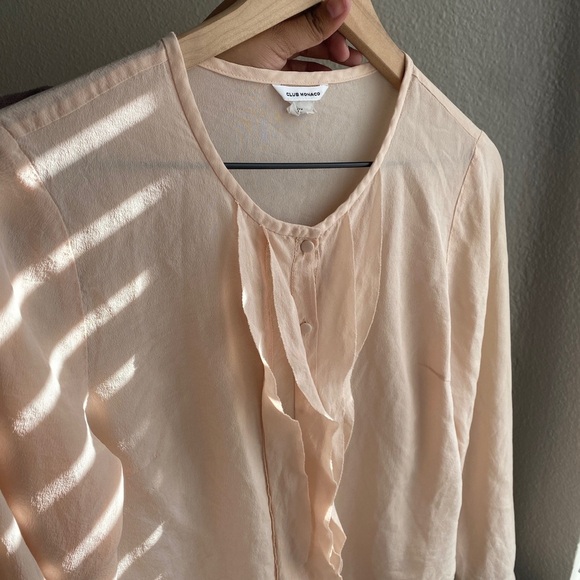Club Monaco Tops - Club Monaco Silk button front blouse peach Size medium